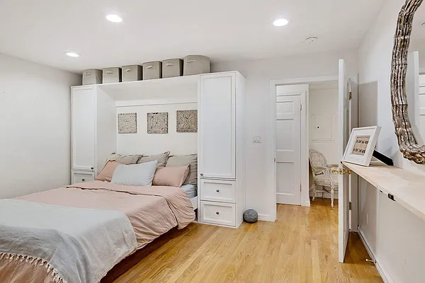 Rented by Sotheby's International Realty | media 5