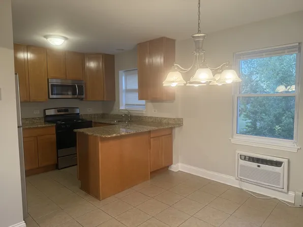 301 Bluff Ave APT 3E, La Grange, IL 60525