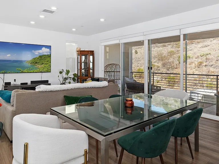 Dining/Living Room