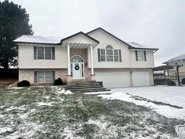 10 Hibiscus Ln, Hannibal, MO 63401