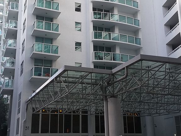 2nd image of 31 Se 5th Street #2106
