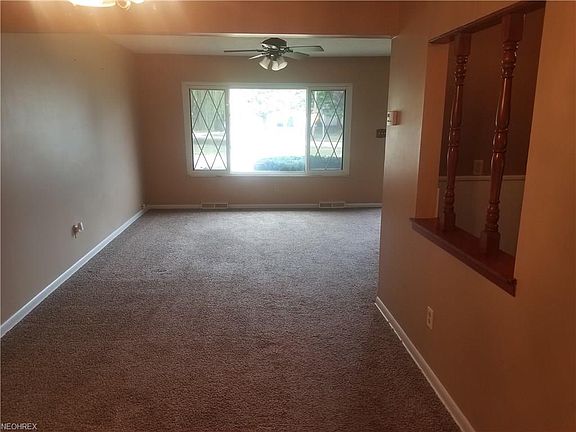 5th image of 7045 W Parkview Dr