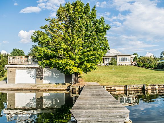 2 bay boat house, dock, laun