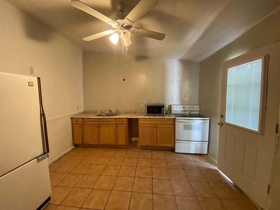1st image of 240 Anhalt Dr