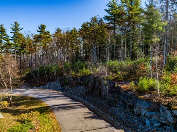 51 Commanders Helm Road #133, Laconia, NH 03246