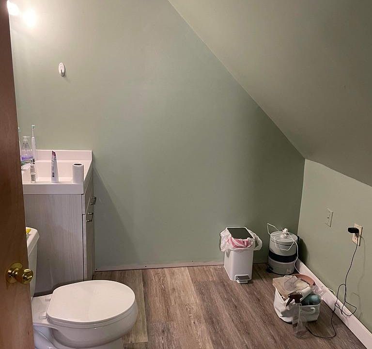 17 West St A, Winooski, VT 05404 Zillow