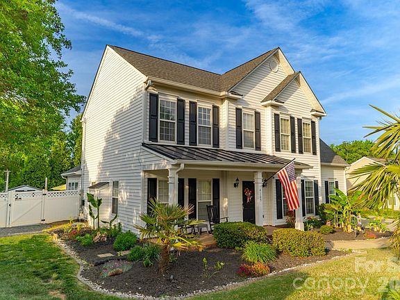 2nd image of 4105 Autumn Cove Dr