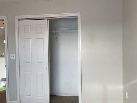 5th image of 473 Deer Path APT 7