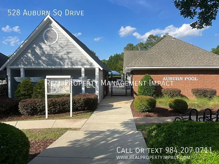 528 Auburn Square Dr — Photo 27