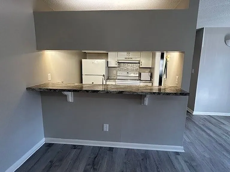 9505 University Terrace Dr #D — Photo 3