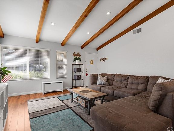 4th image of 22933 Magnolia Glen Dr