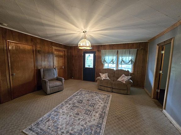 2nd image of 18634 Meceola Rd