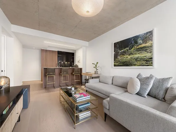 196 Orchard St APT 5J, New York, NY 10002