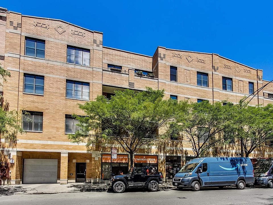 1st image of 2040 W Belmont Ave APT 304