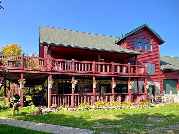 11 Laura Dr, Morrisonville, NY 12962