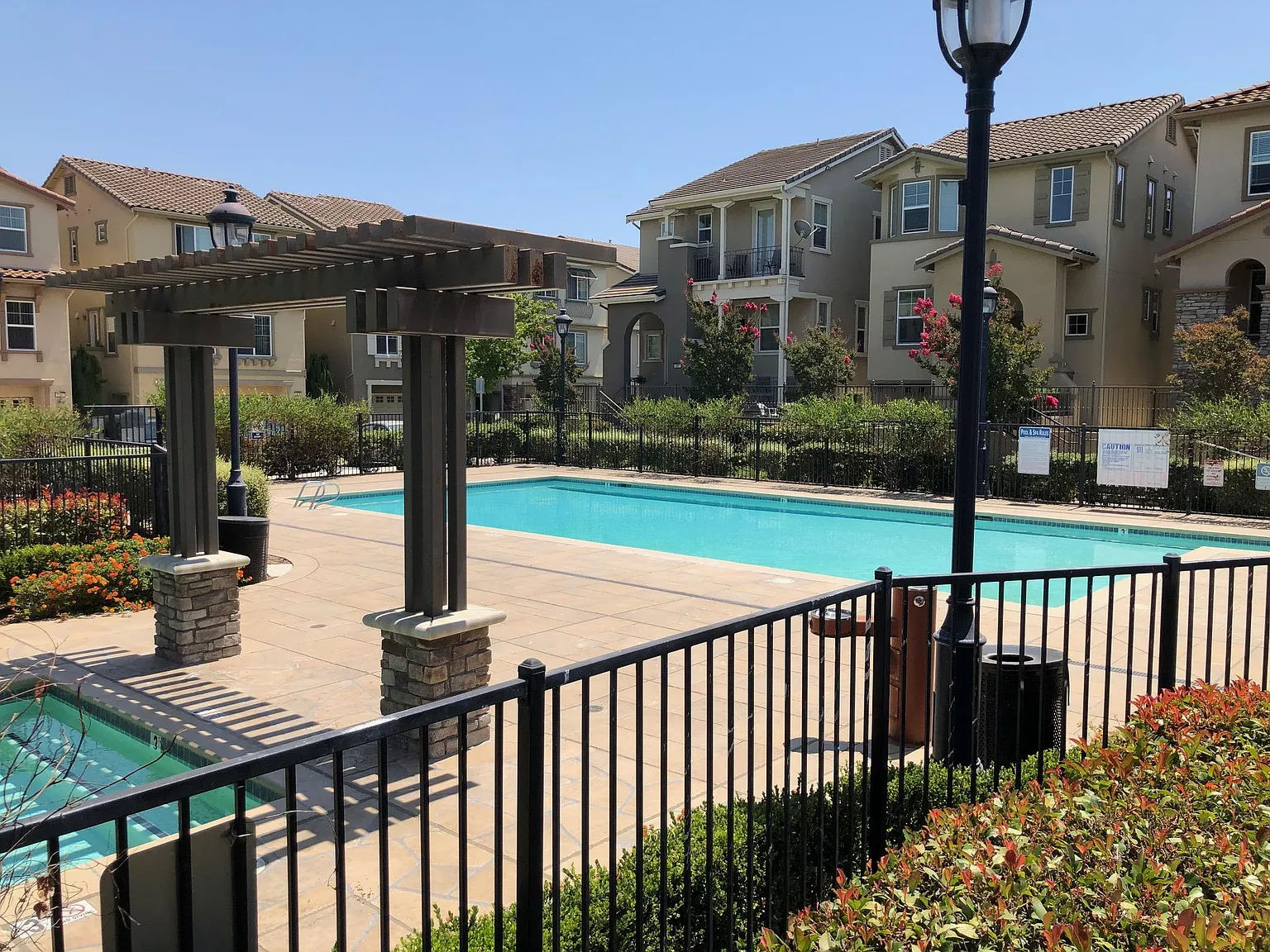 1075 Ternura Loop photo 1