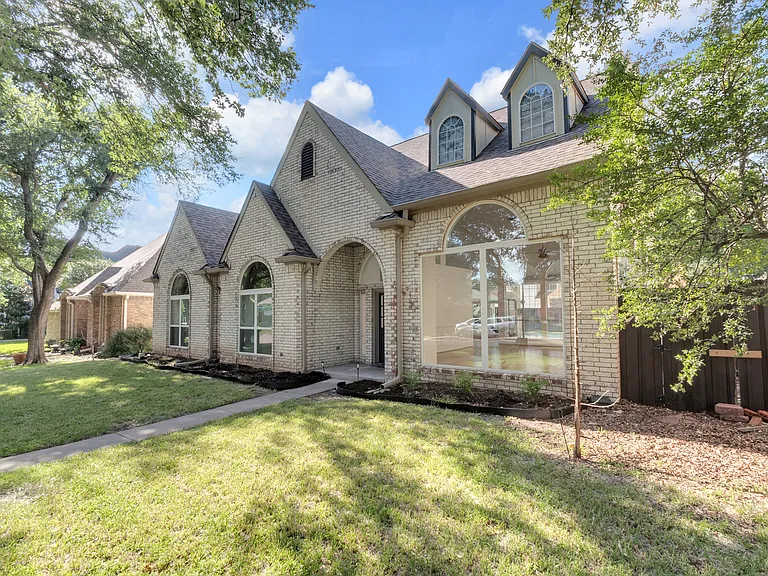 4637 Portrait Ln — Photo 3