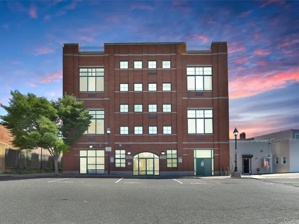 70 S Main Street #307-PH, Freeport, NY 11520