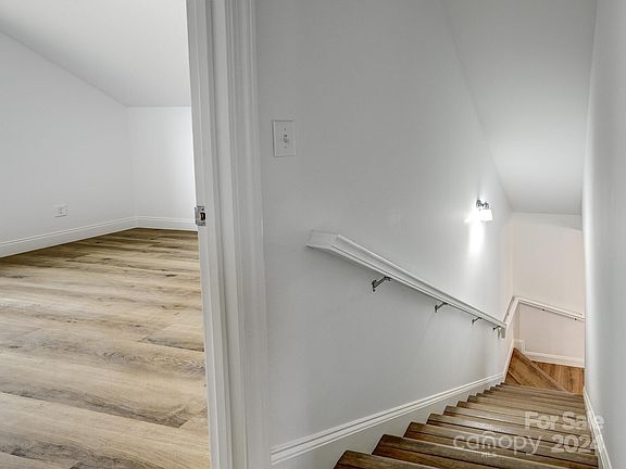 2nd image of 335 Quinn Hill Ln #85