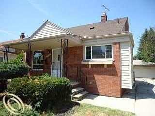 3rd image of 9014 Quandt Ave
