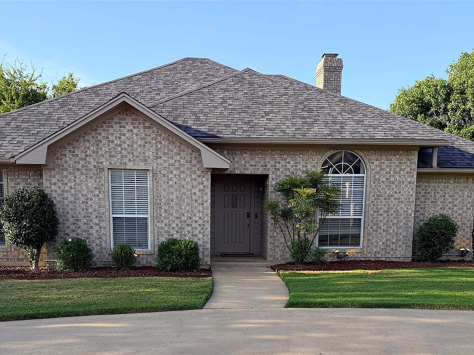 1st image of 3925 Misty Ln