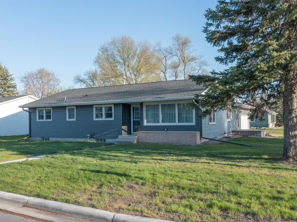 822 W Chandler St, Arlington, MN 55307
