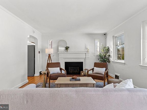 3rd image of 5118 25th Rd N