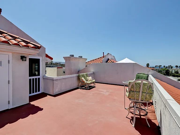 511 N Elena Ave #B — Photo 23