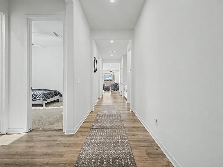 10112 E Trent Ave — Photo 5