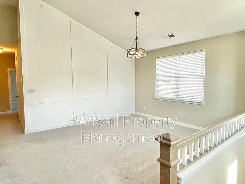 2 bed, 2.0 bath, 1375 sqft, $2,100 — Photo 3