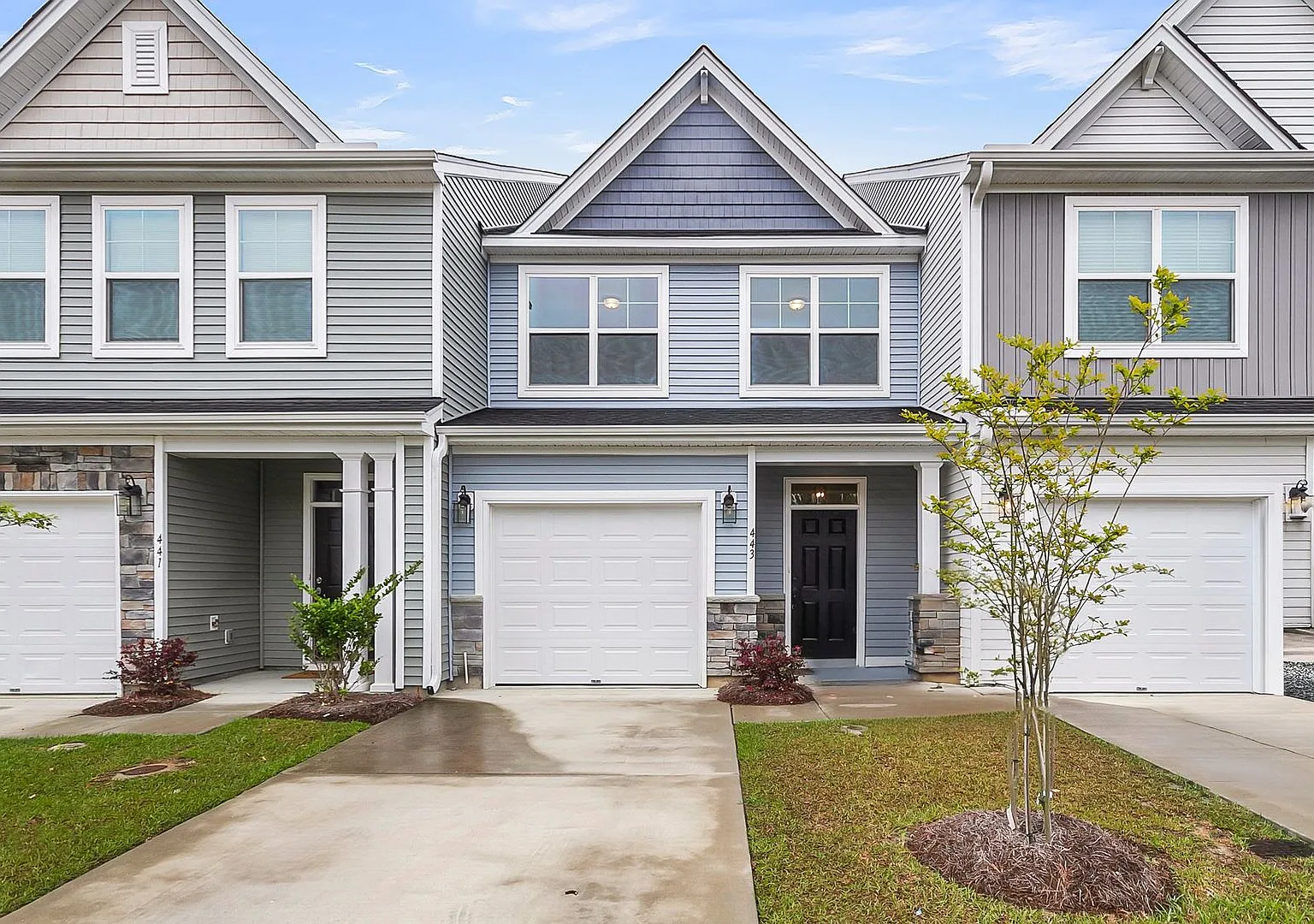 Move-In Ready Home in the Heart of Goose Creek — Photo 3
