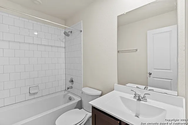 8904 Portobello Way — Photo 20
