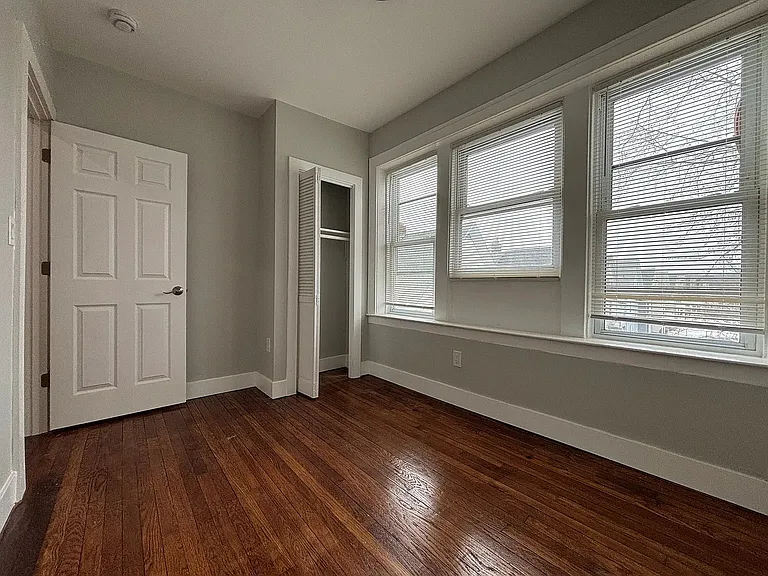 70A303 Circular Ave #303 — Photo 6