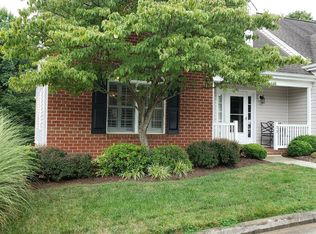 27 Underwood Ln #27, Forest, VA 24551