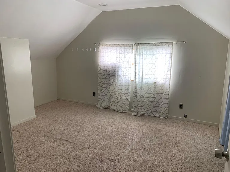 8430 Stephens Rd — Photo 1