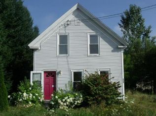 11 Memorial St, Lisbon, ME 04250