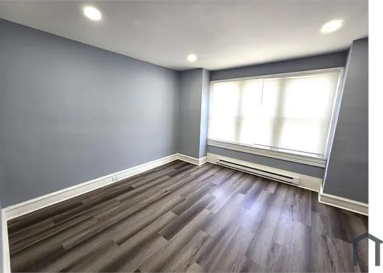 6542 Regent St — Photo 24