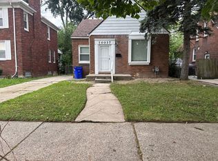 10037 Grayton St, Detroit, MI 48224
