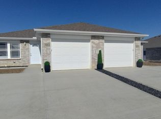 1505 Coventry Ct #1, Warrensburg, MO 64093