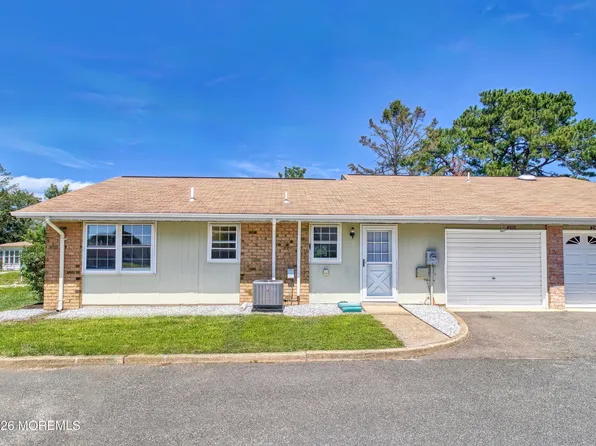 27 Cambridge Circle #D, Manchester, NJ 08759
