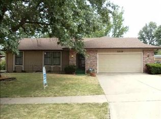 5819 SW Smith Pl, Topeka, KS 66614