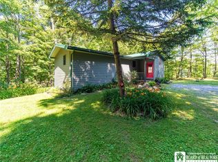 49 Oak St, Westfield, NY 14787