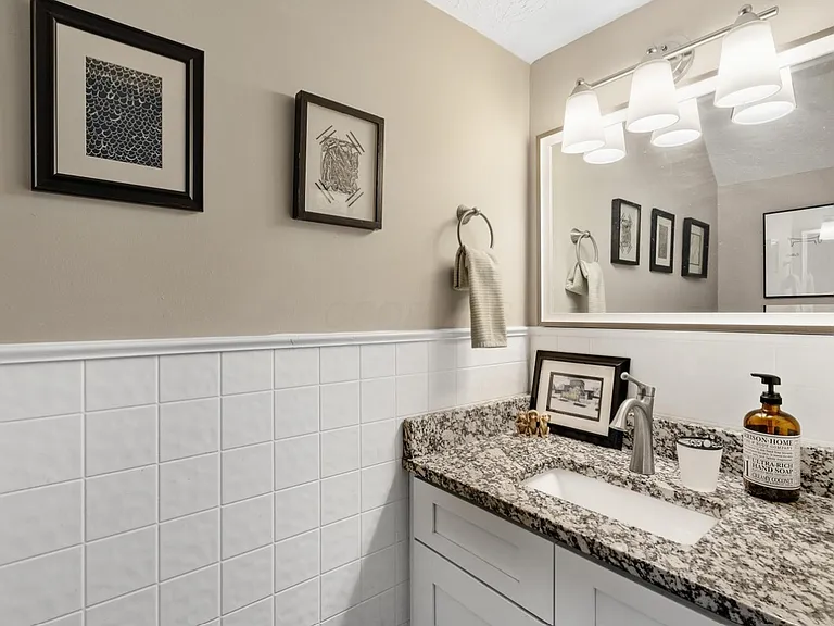 3232 Summerdale Ln #74 — Photo 8