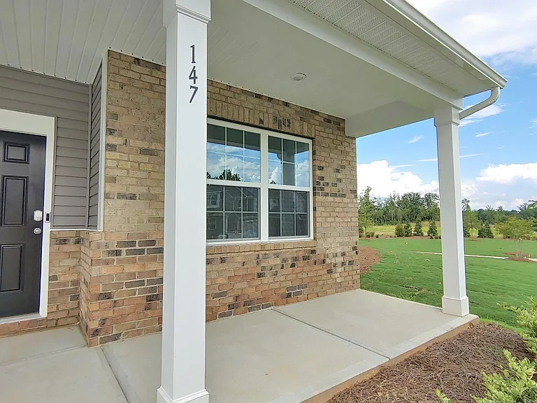 147 Haddonsfield Dr — Photo 3