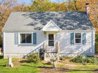 39 Harvest Ln, Bristol, CT 06010