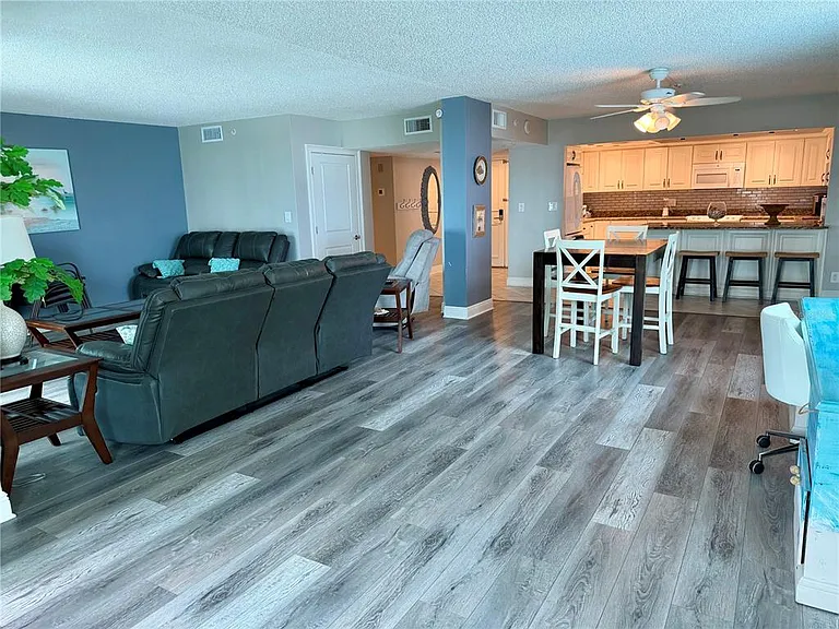 1480 Gulf Blvd #607 — Photo 7