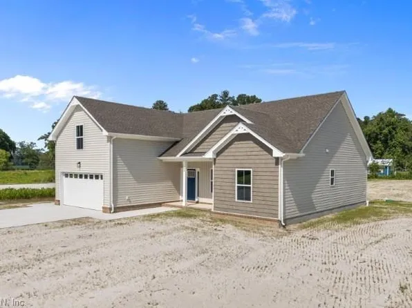 1318 Tulls Creek Rd, Moyock, NC 27958