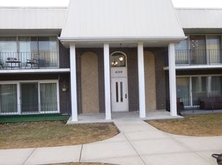 4108 W 99th St APT D, Oak Lawn, IL