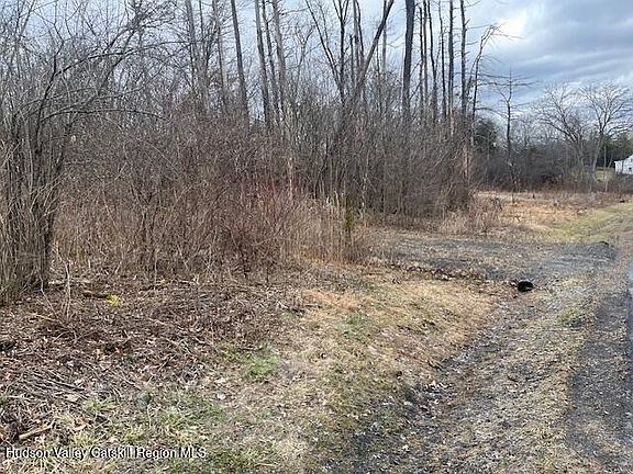 2nd image of 1364 Flintmine Road