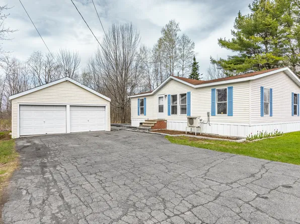 43 Main Street, Corinth, ME 04427
